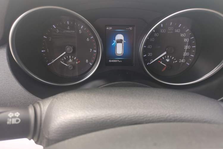 Used Haval H6 Coupe 2018 Blue Label 1.5T Automatic Two-Wheel Drive Ultra-Luxury Model Odometer Close Up