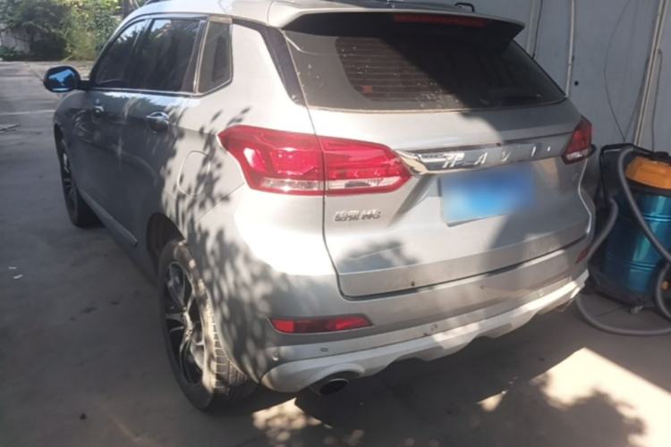 Used Haval H6 Coupe 2018 Red-Label 1.5T Automatic Two-Wheel Drive Ultra-Luxury Model Exterior 2
