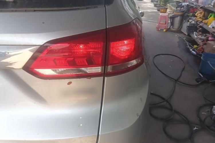 Used Haval H6 Coupe 2018 Red-Label 1.5T Automatic Two-Wheel Drive Ultra-Luxury Model Right Rear Taillight