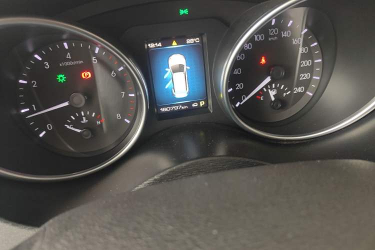 Used Haval H6 Coupe 2018 Blue Label 1.5T Automatic Two-Wheel Drive Ultra-Luxury Model Odometer Close Up