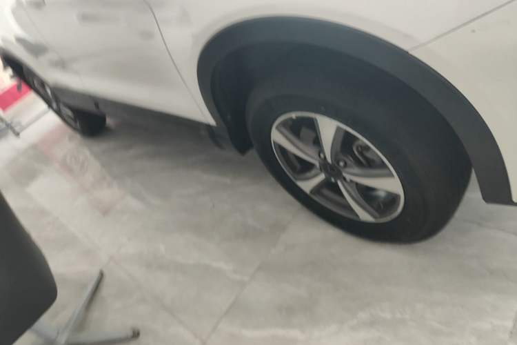 Used Haval H6 Coupe 2018 Blue Label 1.5T Automatic Two-Wheel Drive Ultra-Luxury Model Right Front Wheel Hub