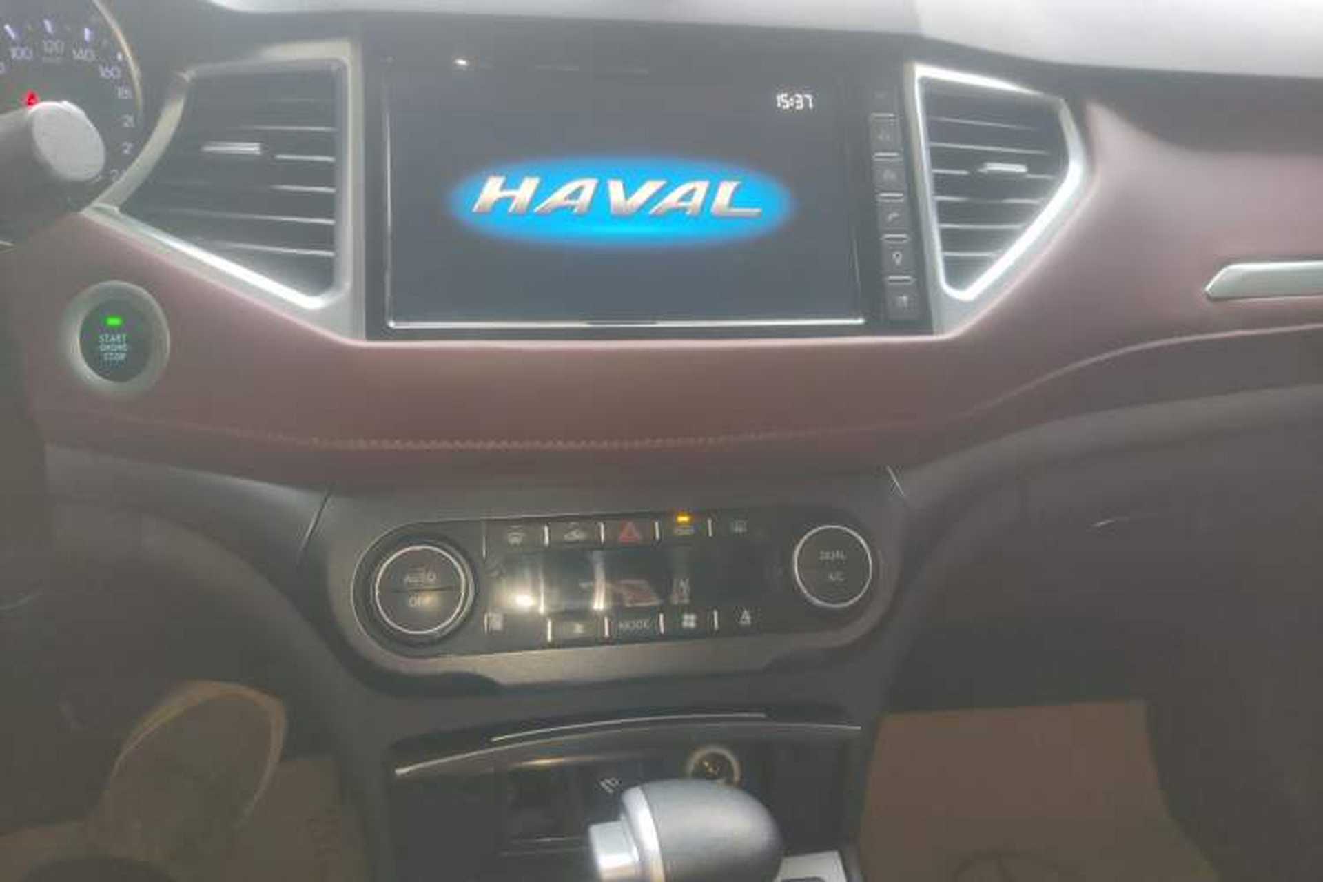 Used Haval H6 Coupe 2018 Red-Label 1.5T Automatic Two-Wheel Drive Ultra-Luxury Model Audio And AC Panel