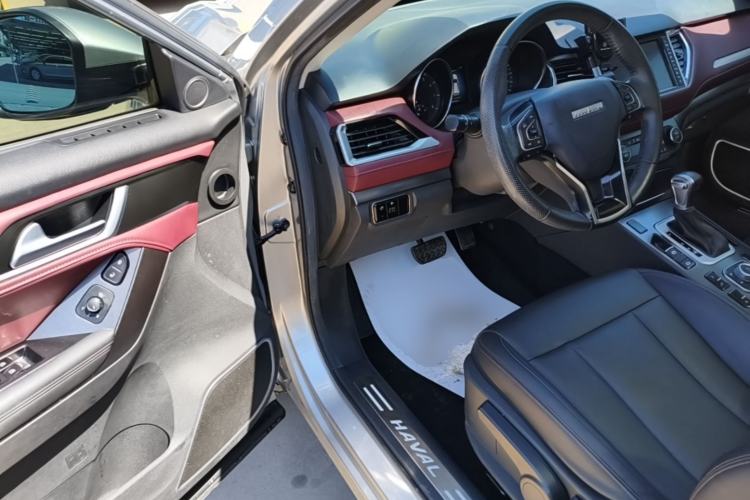 Used Haval H6 Coupe 2018 Red-Label 1.5T Automatic Two-Wheel Drive Luxury Model Driver Seat