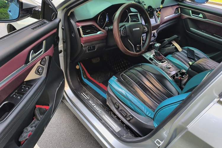 Used Haval H6 Coupe 2018 Red-Label 1.5T Automatic Two-Wheel Drive Ultra-Luxury Model Driver Seat