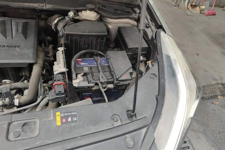 Used Haval H6 Coupe 2018 Red-Label 1.5T Automatic Two-Wheel Drive Ultra-Luxury Model Engine Bay Left
