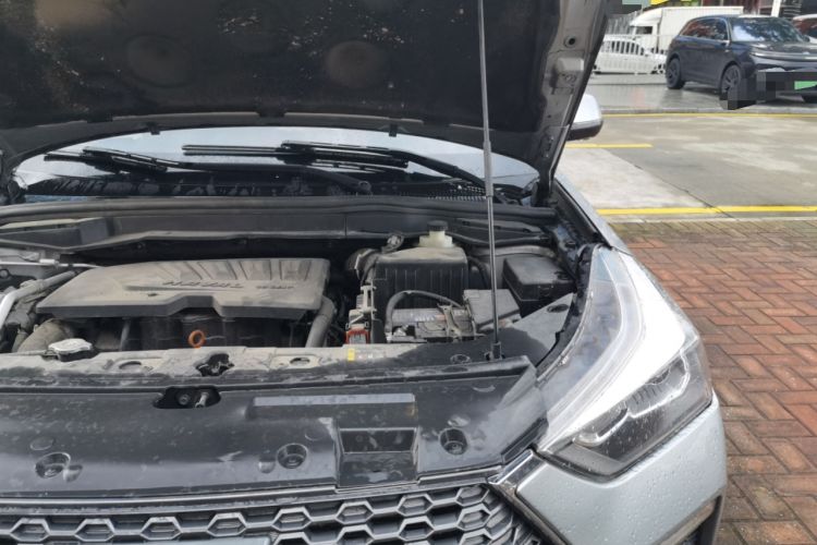 Used Haval H6 Coupe 2018 Red-Label 1.5T Automatic Two-Wheel Drive Ultra-Luxury Model Engine Bay Left