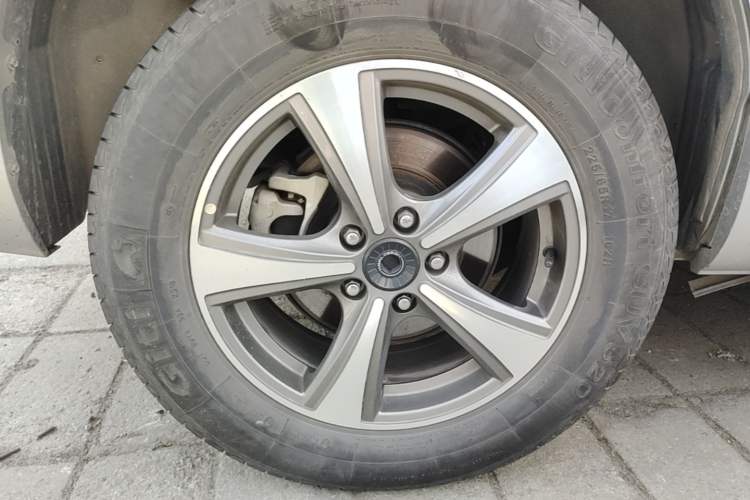 Used Haval H6 Coupe 2018 Red-Label 1.5T Automatic Two-Wheel Drive Luxury Model Exterior 5