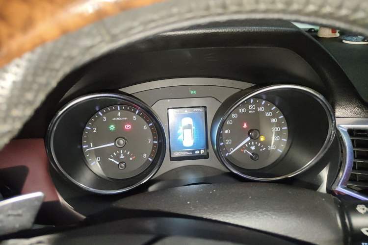 Used Haval H6 Coupe 2018 Red-Label 1.5T Automatic Two-Wheel Drive Ultra-Luxury Model Instrument Cluster