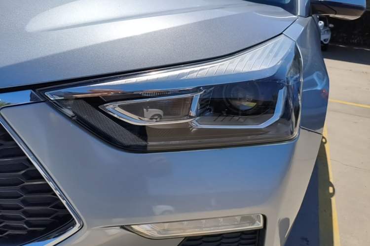 Used Haval H6 Coupe 2018 Red-Label 1.5T Automatic Two-Wheel Drive Luxury Model Left Front Headlight