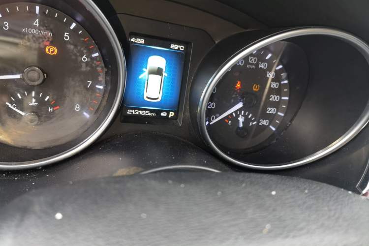 Used Haval H6 Coupe 2018 Red-Label 1.5T Automatic Two-Wheel Drive Ultra-Luxury Model Odometer Close Up