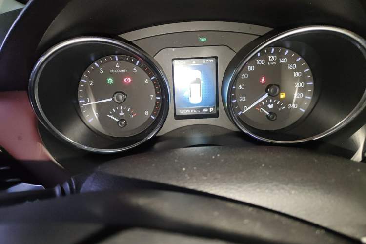 Used Haval H6 Coupe 2018 Red-Label 1.5T Automatic Two-Wheel Drive Ultra-Luxury Model Odometer Close Up