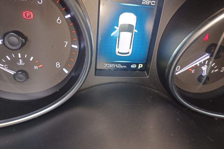 Used Haval H6 Coupe 2018 Red-Label 1.5T Automatic Two-Wheel Drive Ultra-Luxury Model Odometer Close Up