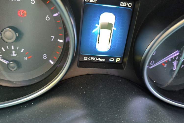 Used Haval H6 Coupe 2018 Red-Label 1.5T Automatic Two-Wheel Drive Ultra-Luxury Model Odometer Close Up