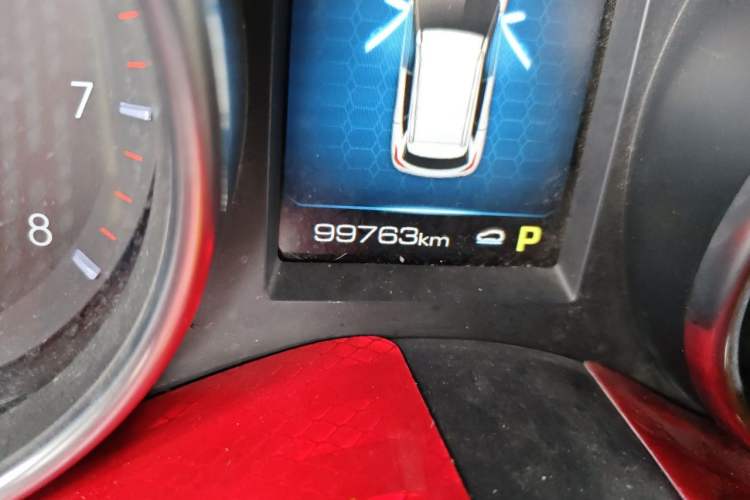 Used Haval H6 Coupe 2018 Red-Label 1.5T Automatic Two-Wheel Drive Ultra-Luxury Model Odometer Close Up