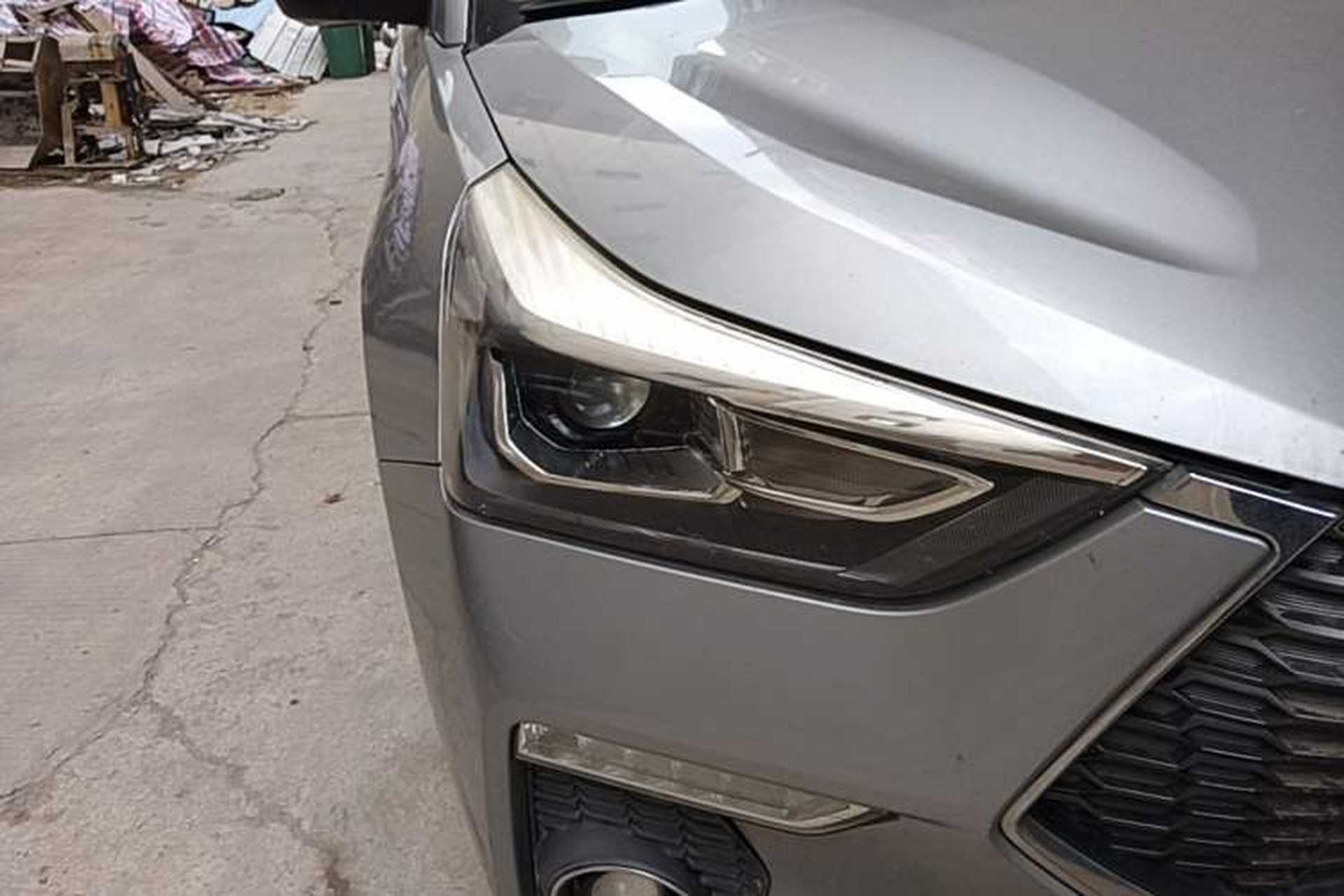 Used Haval H6 Coupe 2018 Red-Label 1.5T Automatic Two-Wheel Drive Luxury Model Right Front Headlight