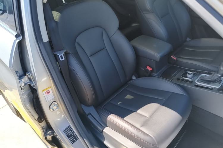 Used Haval H6 Coupe 2018 Red-Label 1.5T Automatic Two-Wheel Drive Luxury Model Right Front Seat