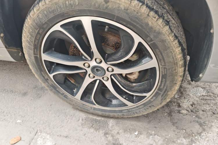 Used Haval H6 Coupe 2018 Red-Label 1.5T Automatic Two-Wheel Drive Ultra-Luxury Model Right Front Wheel Hub
