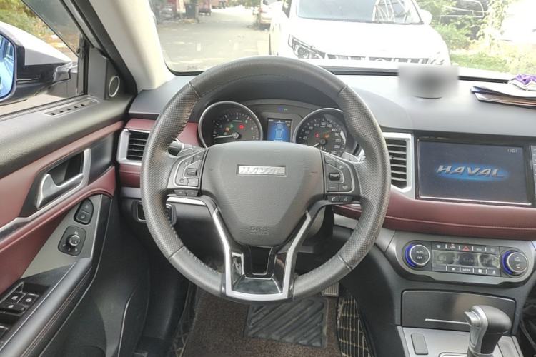 Used Haval H6 Coupe 2018 Red-Label 1.5T Automatic Two-Wheel Drive Luxury Model Steering Wheel