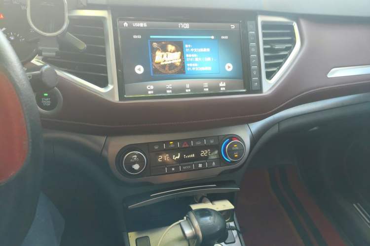 Used Haval H6 Coupe 2018 Red-Label 1.5T Automatic Two-Wheel Drive Ultra-Luxury Model Audio And AC Panel