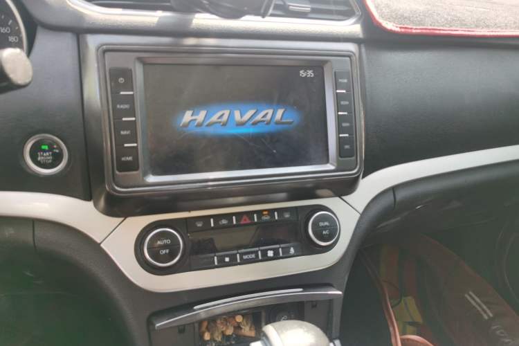 Used Haval H6 Coupe 2018 Blue Label 1.5T Automatic Two-Wheel Drive Ultra-Luxury Model Audio And AC Panel