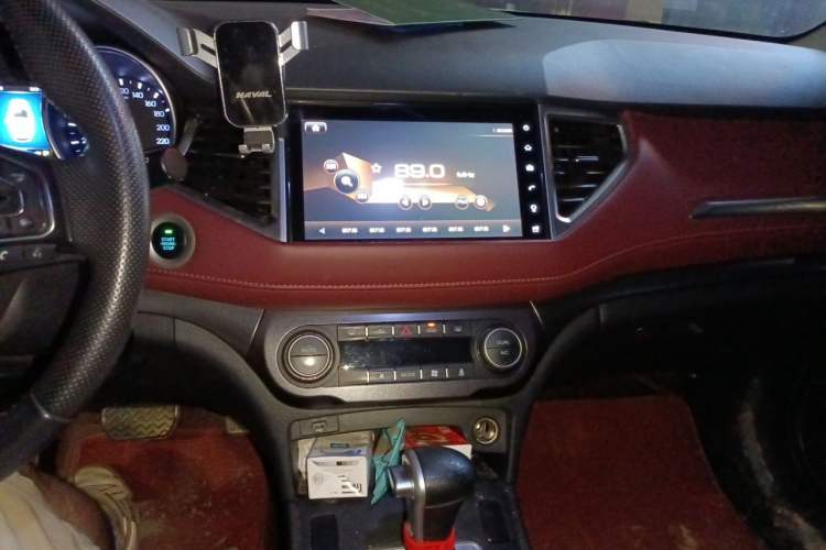 Used Haval H6 Coupe 2018 Red-Label 1.5T Automatic Two-Wheel Drive Luxury Model Audio And AC Panel