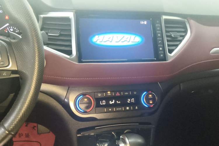 Used Haval H6 Coupe 2018 Red-Label 1.5T Automatic Two-Wheel Drive Luxury Model Audio And AC Panel