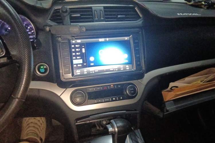 Used Haval H6 Coupe 2018 Blue Label 1.5T Automatic Two-Wheel Drive Luxury Model Audio And AC Panel