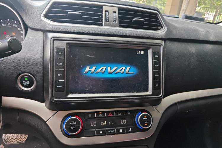 Used Haval H6 Coupe 2018 Blue Label 1.5T Automatic Two-Wheel Drive Luxury Model Audio And AC Panel