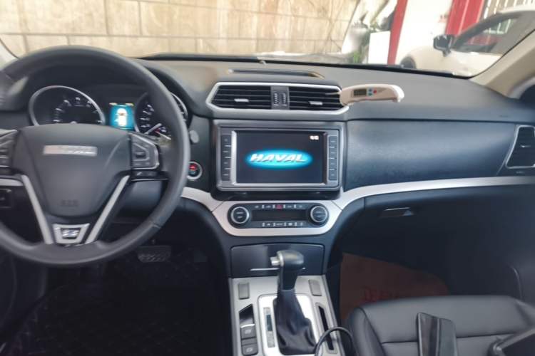 Used Haval H6 Coupe 2018 Blue Label 1.5T Automatic Two-Wheel Drive Luxury Model Audio And AC Panel
