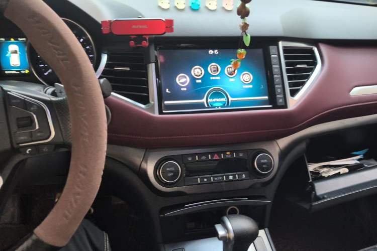 Used Haval H6 Coupe 2018 Red-Label 1.5T Automatic Two-Wheel Drive Ultra-Luxury Model Audio And AC Panel