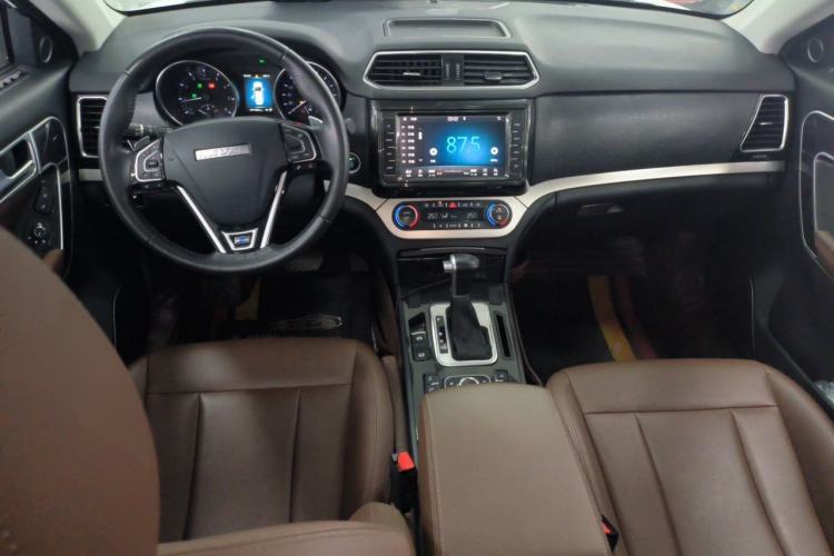 Used Haval H6 Coupe 2018 Blue Label 1.5T Automatic Two-Wheel Drive Ultra-Luxury Model Center Console