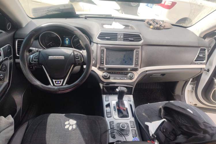 Used Haval H6 Coupe 2018 Blue Label 1.5T Automatic Two-Wheel Drive Luxury Model Center Console