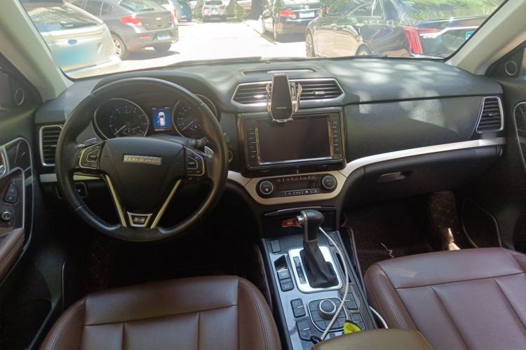 Used Haval H6 Coupe 2018 Blue Label 1.5T Automatic Two-Wheel Drive Luxury Model Center Console