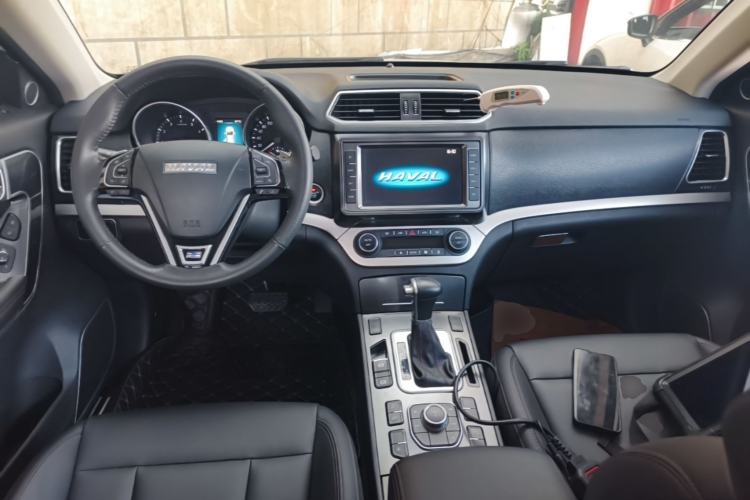 Used Haval H6 Coupe 2018 Blue Label 1.5T Automatic Two-Wheel Drive Luxury Model Center Console