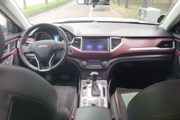 Used Haval H6 Coupe 2018 Red-Label 1.5T Automatic Two-Wheel Drive Ultra-Luxury Model Center Console
