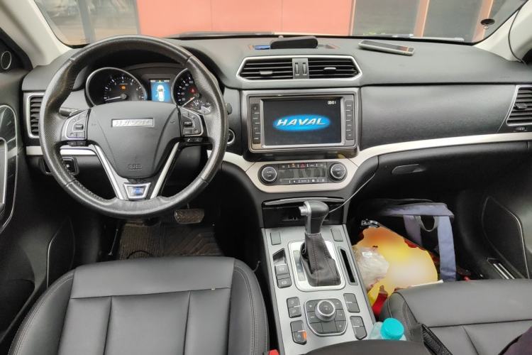 Used Haval H6 Coupe 2018 Blue Label 1.5T Automatic Two-Wheel Drive Luxury Model Center Console