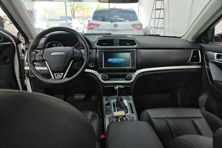 Used Haval H6 Coupe 2018 Blue Label 1.5T Automatic Two-Wheel Drive Luxury Model Center Console