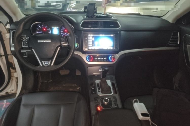 Used Haval H6 Coupe 2018 Blue Label 1.5T Automatic Two-Wheel Drive Luxury Model Center Console