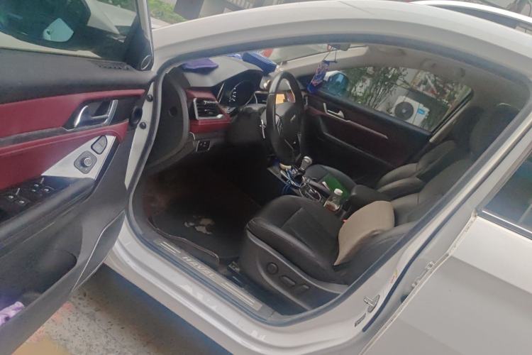 Used Haval H6 Coupe 2018 Red-Label 1.5T Automatic Two-Wheel Drive Ultra-Luxury Model Driver Seat