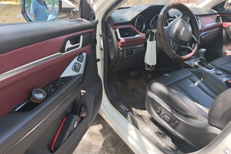 Used Haval H6 Coupe 2018 Red-Label 1.5T Automatic Two-Wheel Drive Ultra-Luxury Model Driver Seat