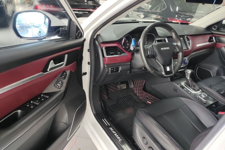 Used Haval H6 Coupe 2018 Red-Label 1.5T Automatic Two-Wheel Drive Ultra-Luxury Model Driver Seat