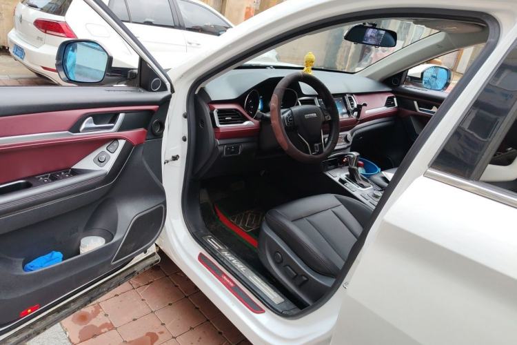 Used Haval H6 Coupe 2018 Red-Label 1.5T Automatic Two-Wheel Drive Ultra-Luxury Model Driver Seat
