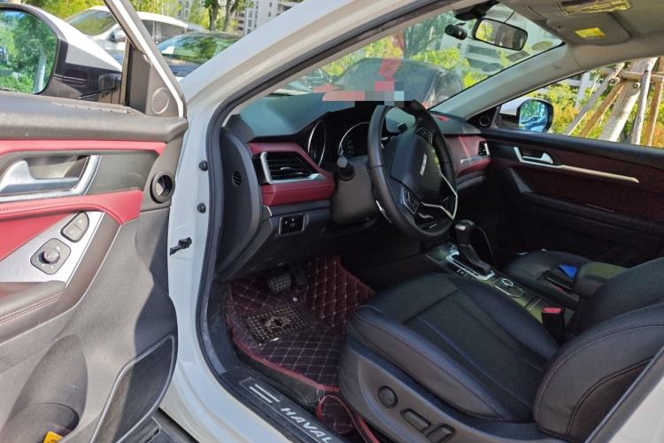 Used Haval H6 Coupe 2018 Red-Label 1.5T Automatic Two-Wheel Drive Ultra-Luxury Model Driver Seat