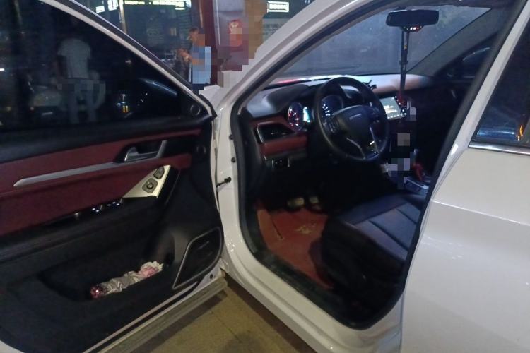 Used Haval H6 Coupe 2018 Red-Label 1.5T Automatic Two-Wheel Drive Luxury Model Driver Seat