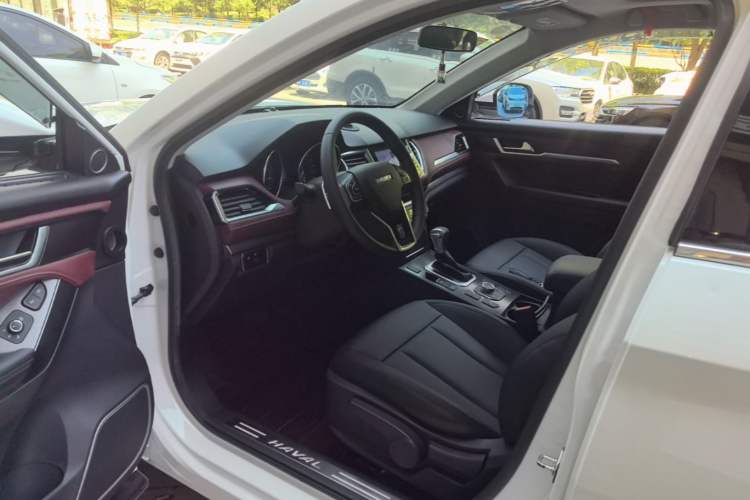Used Haval H6 Coupe 2018 Red-Label 1.5T Automatic Two-Wheel Drive Luxury Model Driver Seat