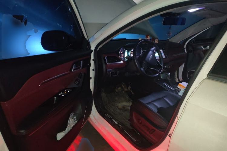 Used Haval H6 Coupe 2018 Red-Label 1.5T Automatic Two-Wheel Drive Ultra-Luxury Model Driver Seat