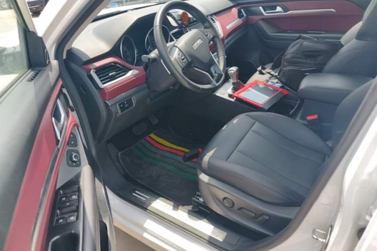 Used Haval H6 Coupe 2018 Red-Label 1.5T Automatic Two-Wheel Drive Ultra-Luxury Model Driver Seat