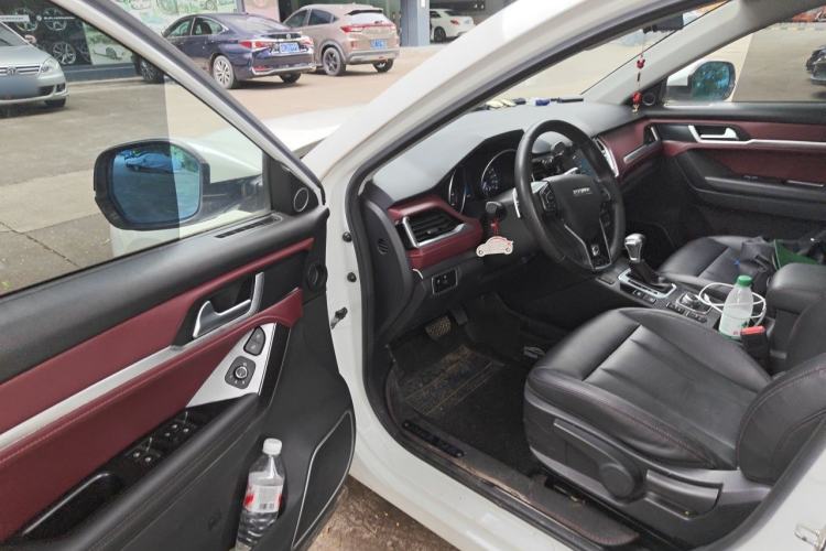 Used Haval H6 Coupe 2018 Red-Label 1.5T Automatic Two-Wheel Drive Luxury Model Driver Seat