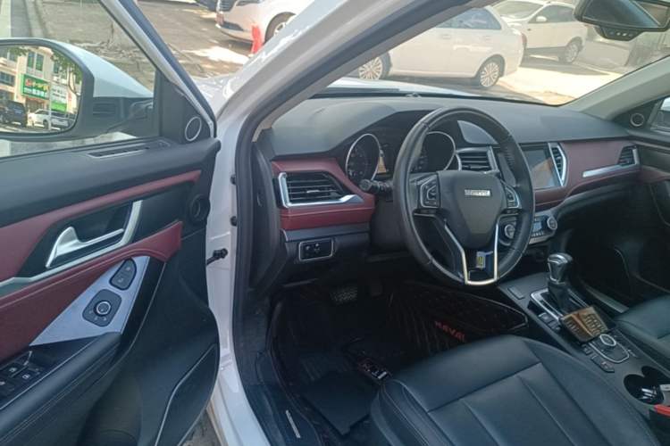 Used Haval H6 Coupe 2018 Red-Label 1.5T Automatic Two-Wheel Drive Luxury Model Driver Seat