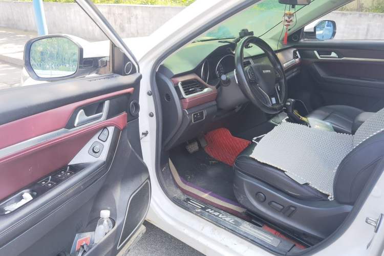 Used Haval H6 Coupe 2018 Red-Label 1.5T Automatic Two-Wheel Drive Ultra-Luxury Model Driver Seat